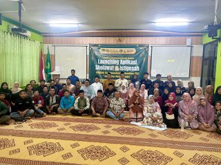 FEB UNISLA Luncurkan SIFEB dan POS FEB