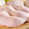 H+3 Lebaran, Harga Daging Ayam di Pasar Sidoharjo Melonjak Tajam