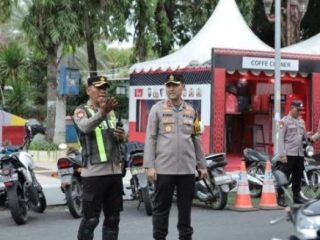 Kapolres Lamongan Tinjau Pos Pengamanan untuk Pastikan Keamanan Libur Lebaran 2025