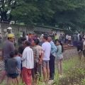 Dua Ibu Rumah Tangga Tewas Tertabrak Kereta Api di Perlintasan Tanpa Palang di Lamongan