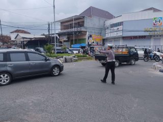 Arus Balik Lebaran di Lamongan Padat, Polisi Siapkan Jalur Alternatif
