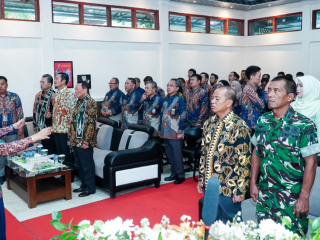Charis Mardiyanto: Teladan Abadi di Nama Ruang Sidang Utama