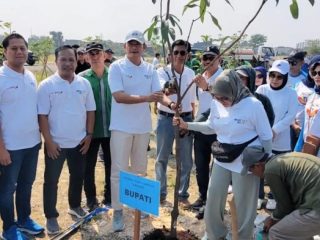 Peringatan Hari Buruh, KSPSI Lamongan Tunjukkan Kepedulian Lewat Aksi Sosial