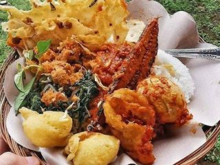 Surga Kuliner di Lamongan: 5 Hidangan Khas Selain Soto yang Harus Kamu Coba