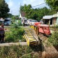 Jembatan Rusak di Desa Ngimbang, Polsek dan Dinas Terkait Lakukan Penanganan Cepat