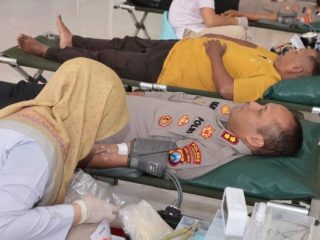 Sambut Hari Bhayangkara ke-79, Polres Lamongan Gelar Bakti Sosial