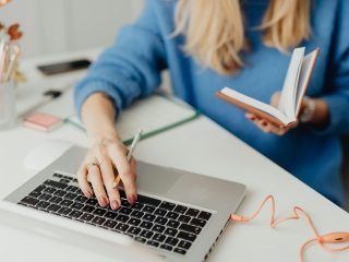5 Alasan Penulis Wajib Menggunakan Jasa Editing Profesional