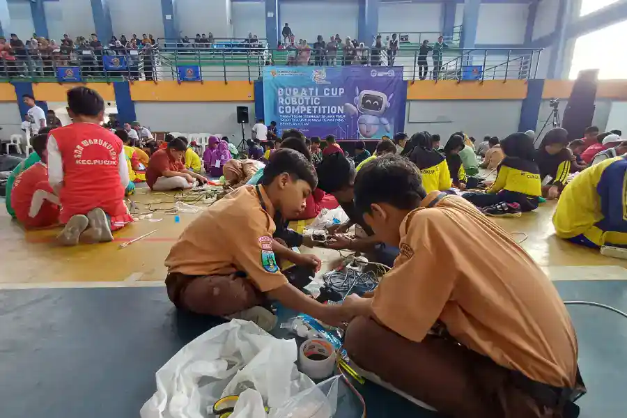 Lomba Robotik Pelajar Meriahkan HJL ke-456 Lamongan