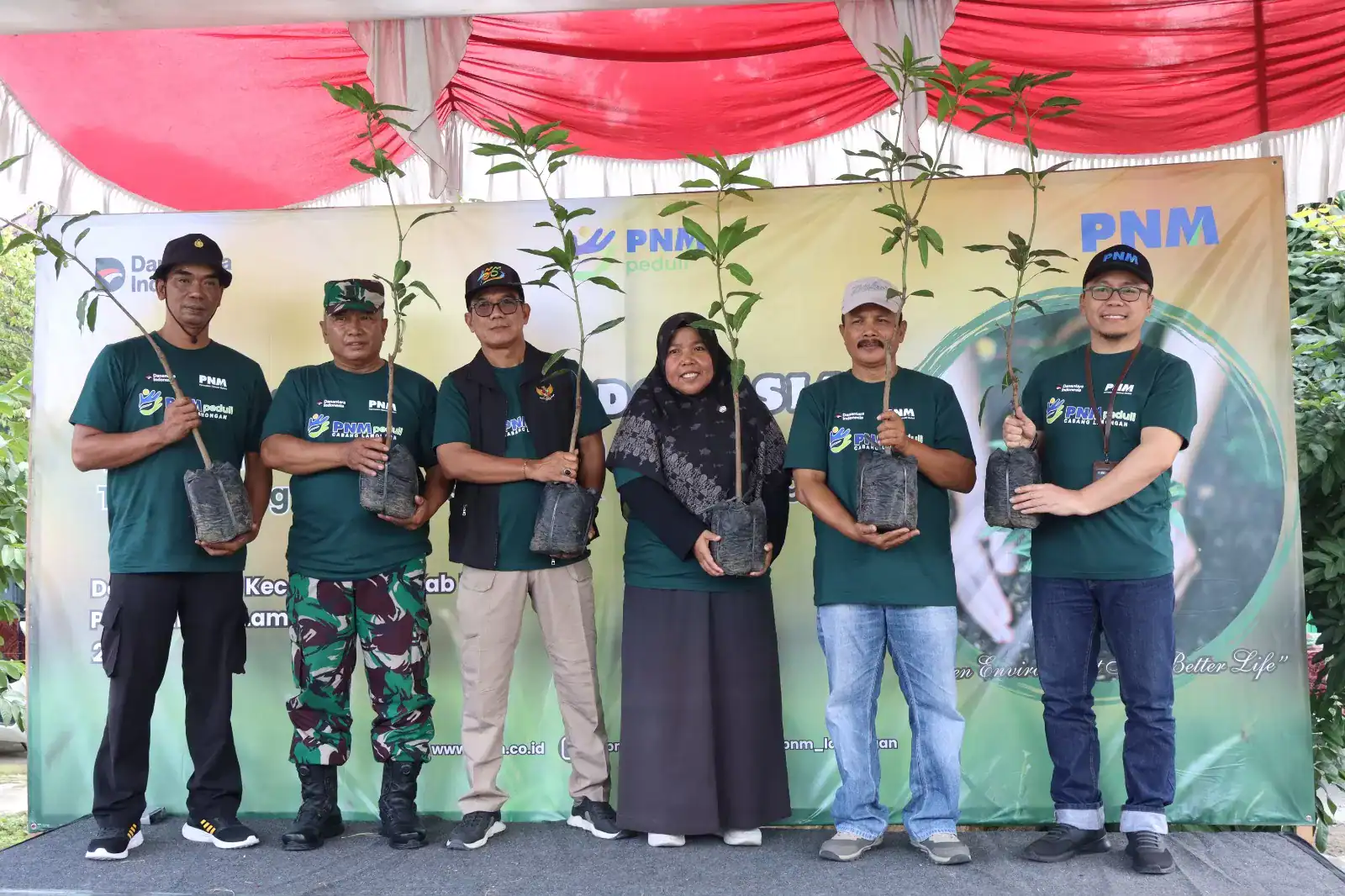PNM Cabang Lamongan Tanam Ribuan Pohon untuk Penghijauan
