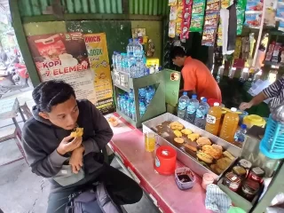 Pemkab Lamongan Minta Warkop dan Tempat Hiburan Tutup Dua Hari