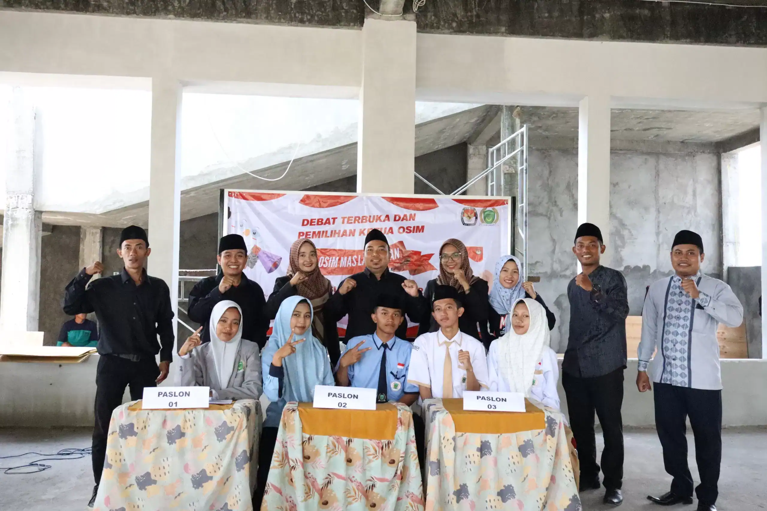 Debat Terbuka Perdana OSIM MAS Lamongan Latih Siswa Berdemokrasi