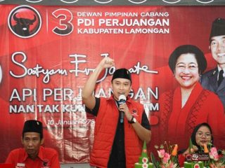 Wabup Dirham Resmi Masuk Bursa Calon Ketua DPC PDI Perjuangan Lamongan