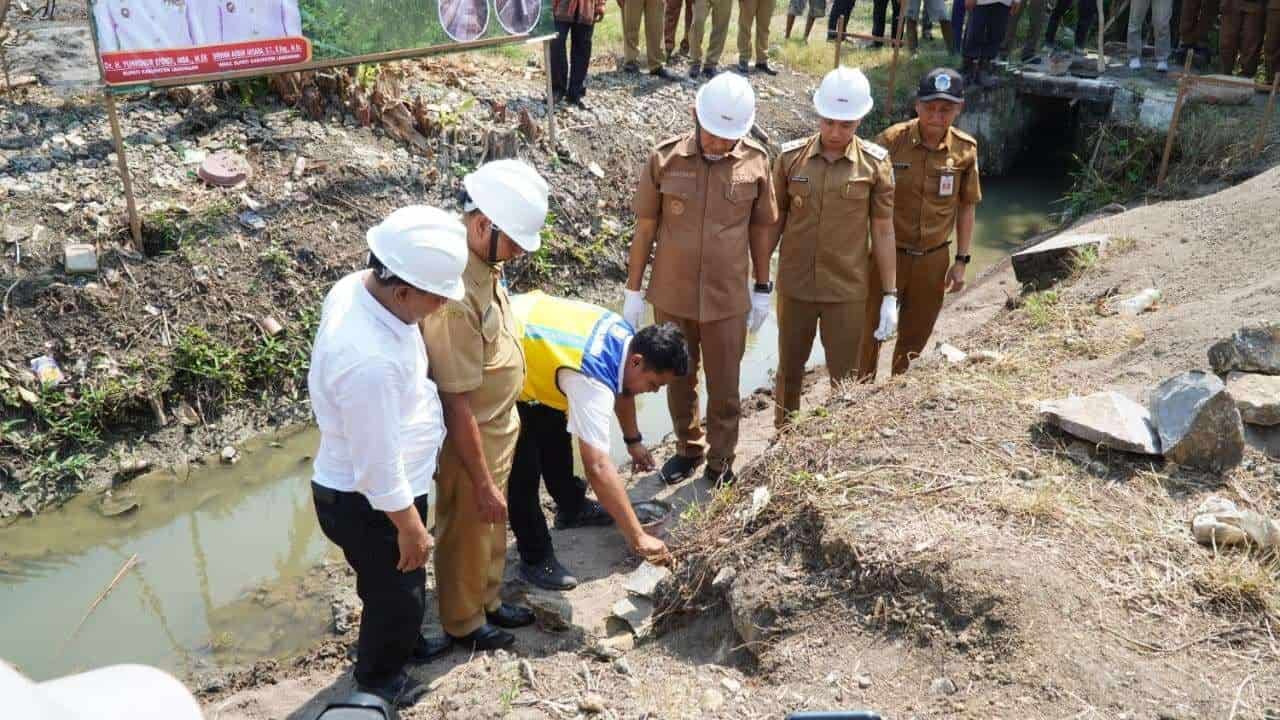 Pemkab Lamongan Mulai Rehabilitasi 16 Titik Irigasi, Target Rampung 3 Bulan