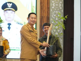 Pemkab Lamongan Perkuat Komitmen Kesejahteraan Petani Lewat Modernisasi Pertanian