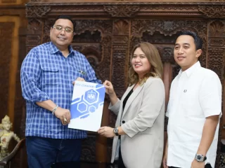 Fariz Julinar Maurisal Tegaskan Akuisisi PSIS oleh Istri Tak Ganggu Persela